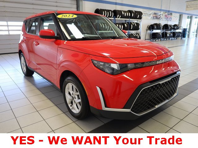 Used 2024 Kia Soul LX w/ Option Group 015 image 17
