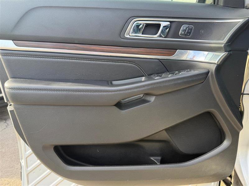 Used 2017 Ford Explorer Limited w/ Equipment Group 303A image 25