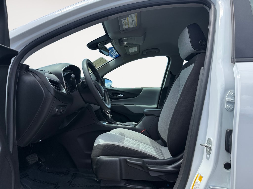 Used 2023 Chevrolet Equinox LS w/ LPO, Floor Liner Package AWD/4WD image 9