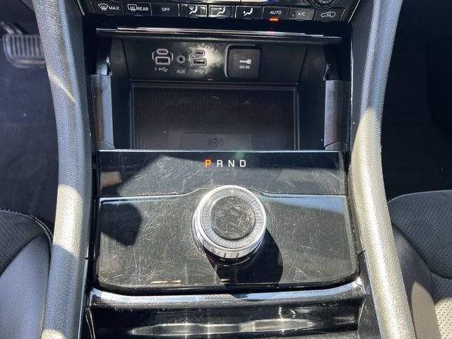 Used 2023 Jeep Grand Cherokee L Laredo AWD/4WD image 22