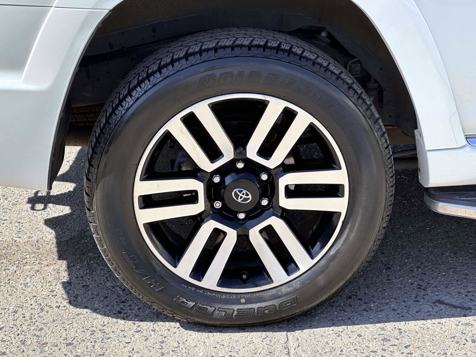 Used 2023 Toyota 4Runner Limited AWD/4WD image 12