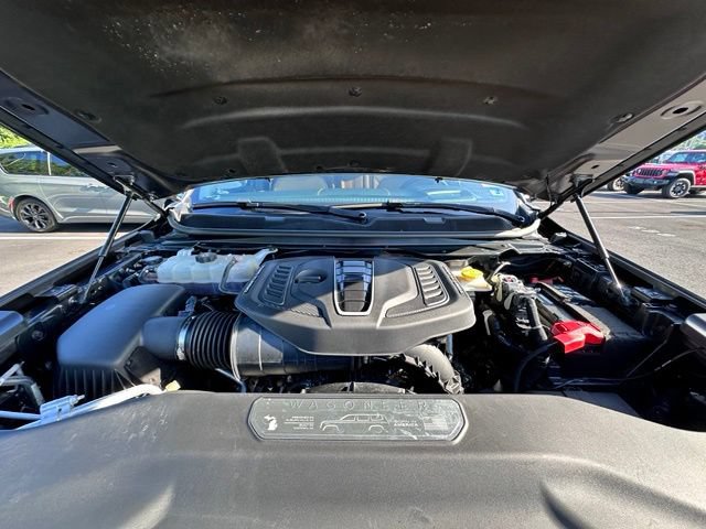 Used 2023 Jeep Grand Wagoneer L Series III AWD/4WD image 15