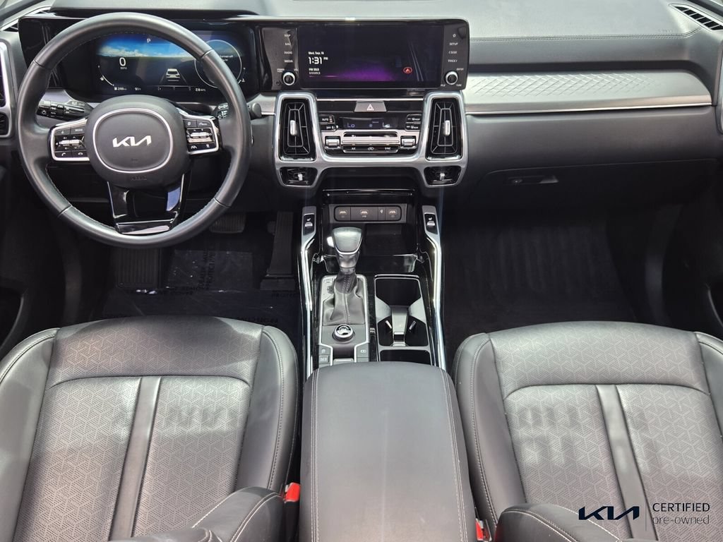 Certified 2023 Kia Sorento SX FWD image 13