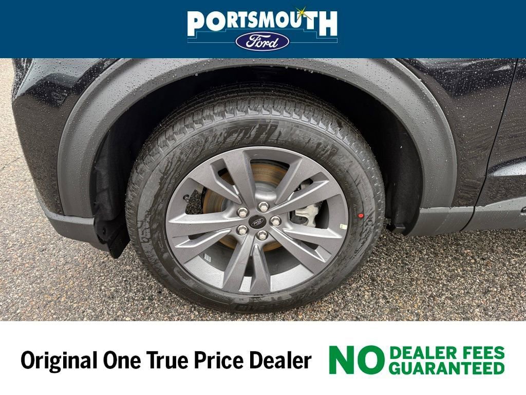 New 2026 Ford Explorer Active w/ Active Comfort Package AWD/4WD image 34