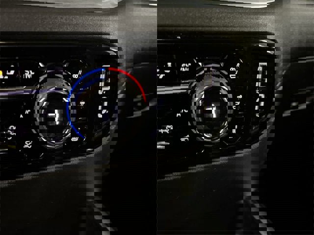 Certified 2022 Chevrolet Silverado 1500 LTZ w/ LTZ Premium Package image 36