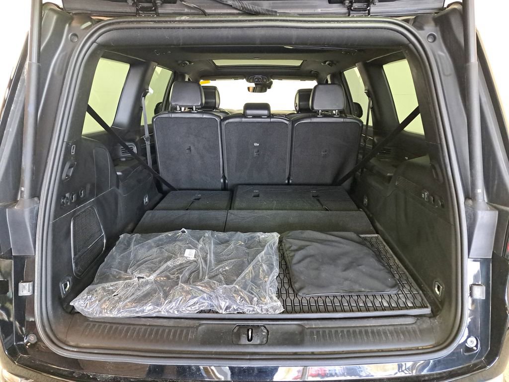 Used 2025 Jeep Wagoneer 4WD w/ Premium Group I image 27