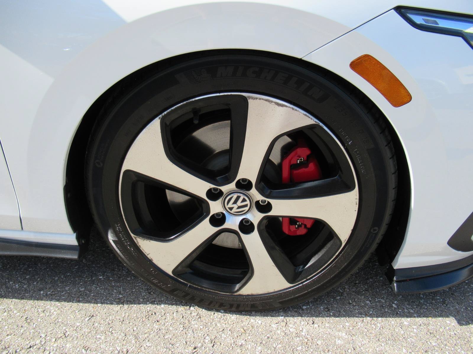 Used 2022 Volkswagen GTI SE FWD image 7