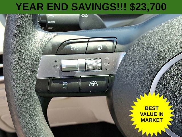 Used 2025 Hyundai Tucson SE image 22