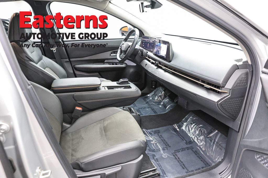 Used 2023 Nissan Ariya FWD image 23