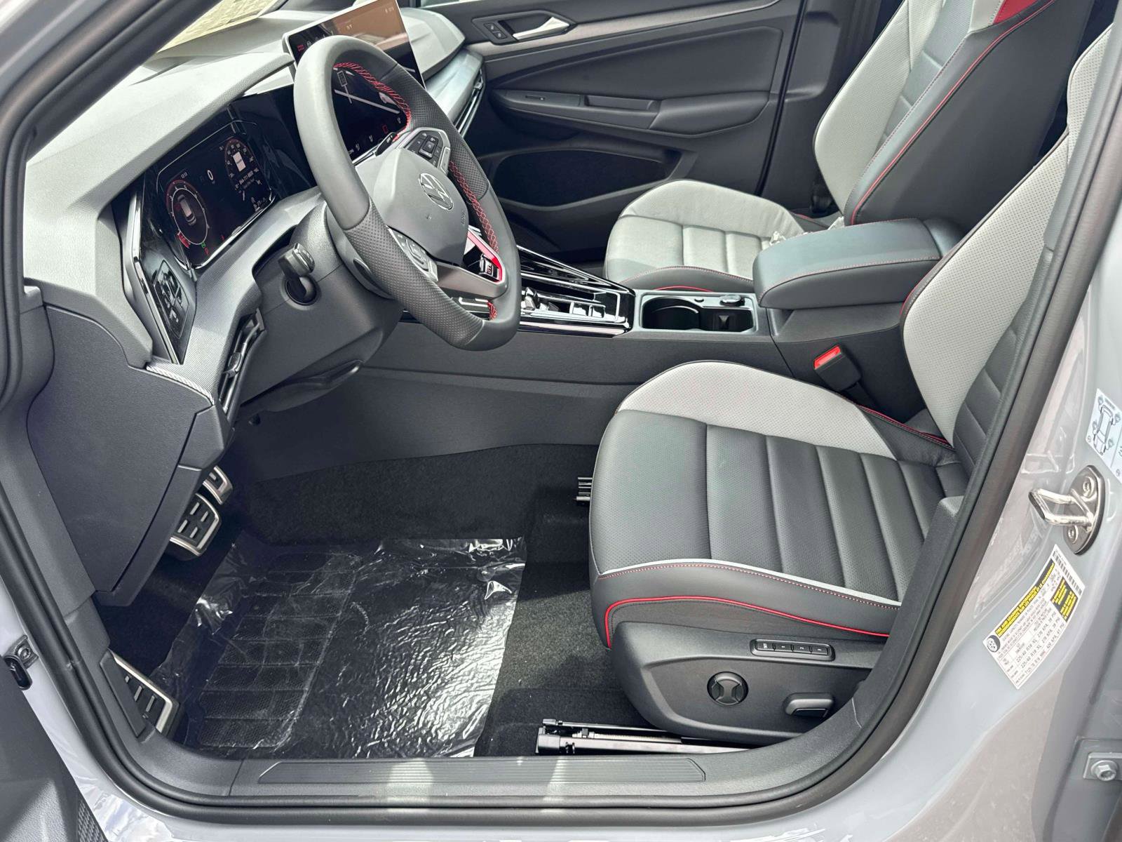 New 2025 Volkswagen GTI SE image 27