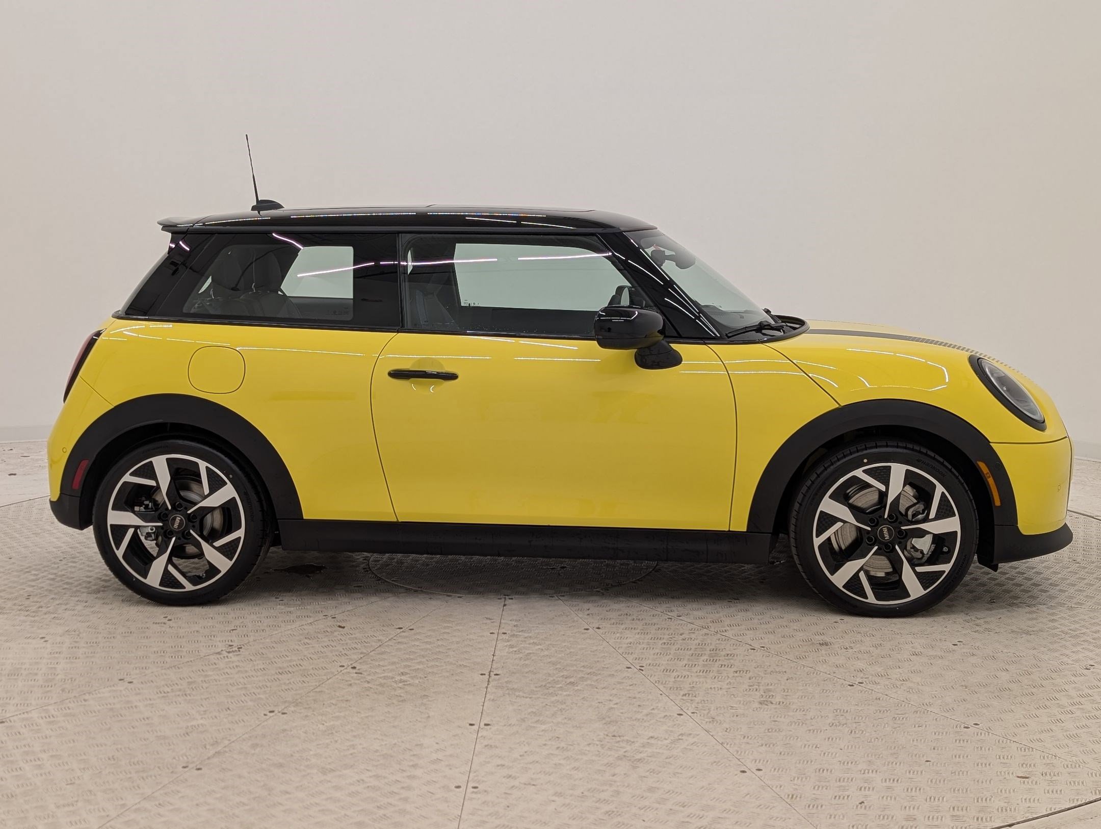 New 2026 MINI Cooper S image 8