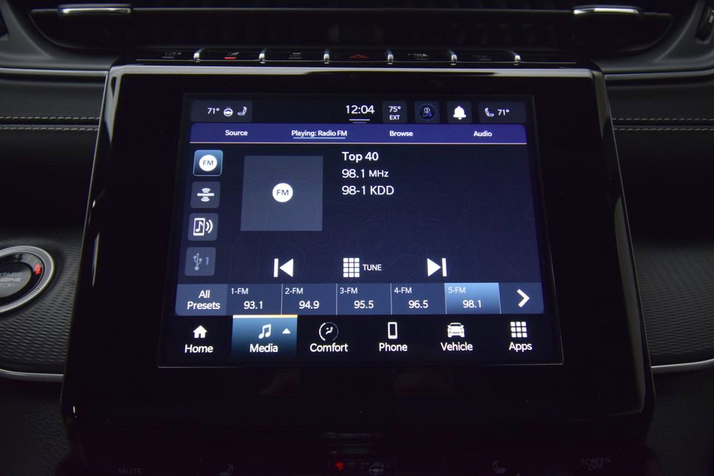 Used 2024 Jeep Grand Cherokee Altitude AWD/4WD image 11