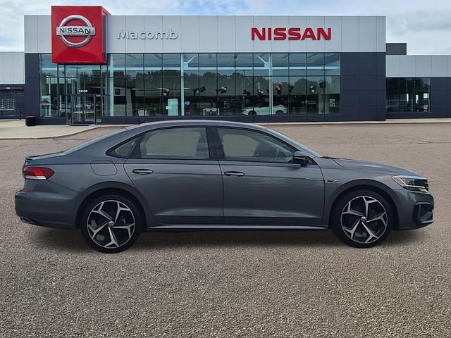 Used 2020 Volkswagen Passat 2.0T R-Line FWD image 8