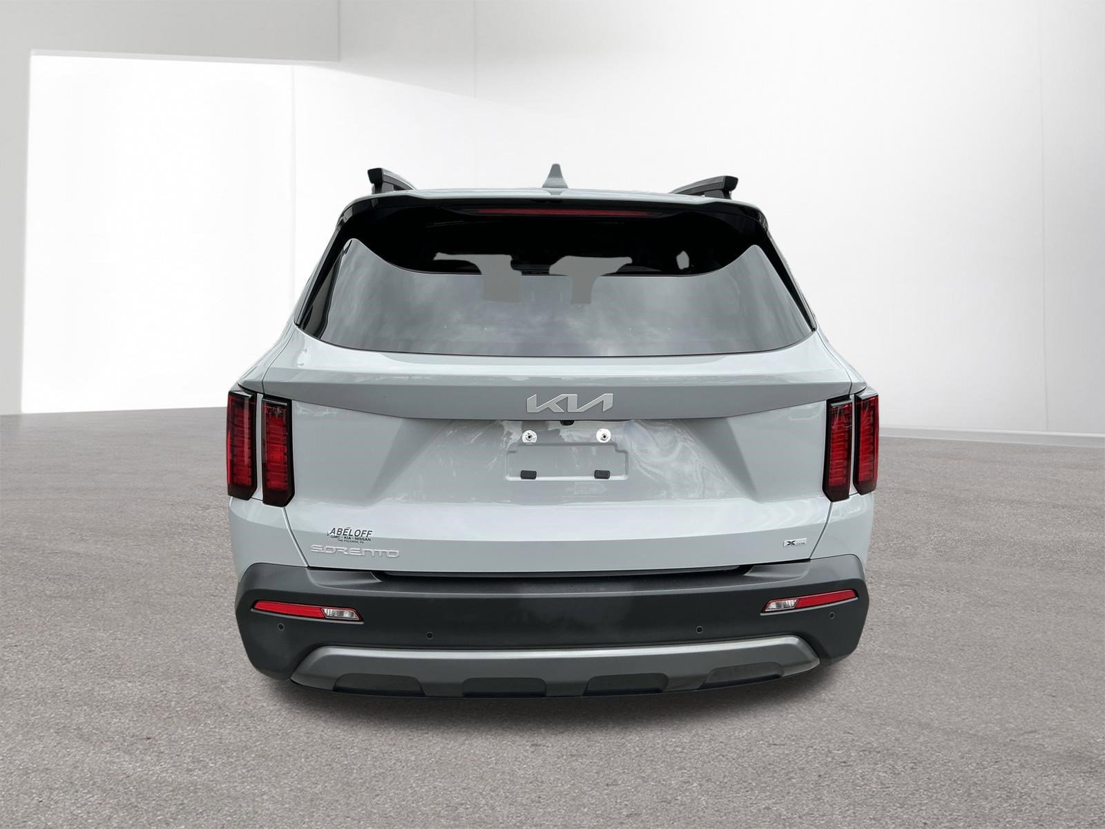 Certified 2023 Kia Sorento S AWD/4WD image 4
