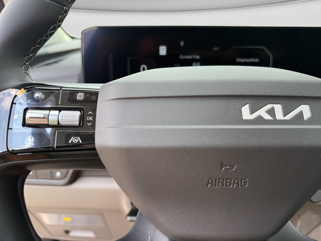New 2027 Kia Carnival SX FWD image 28