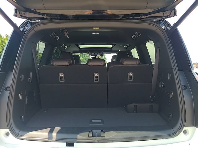 New 2026 Nissan Armada Platinum AWD/4WD image 30