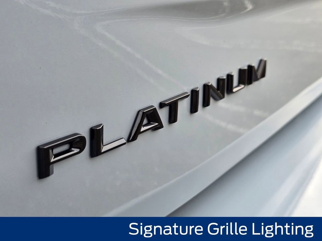 New 2025 Ford Expedition Platinum w/ Stealth Appearance Package image 17