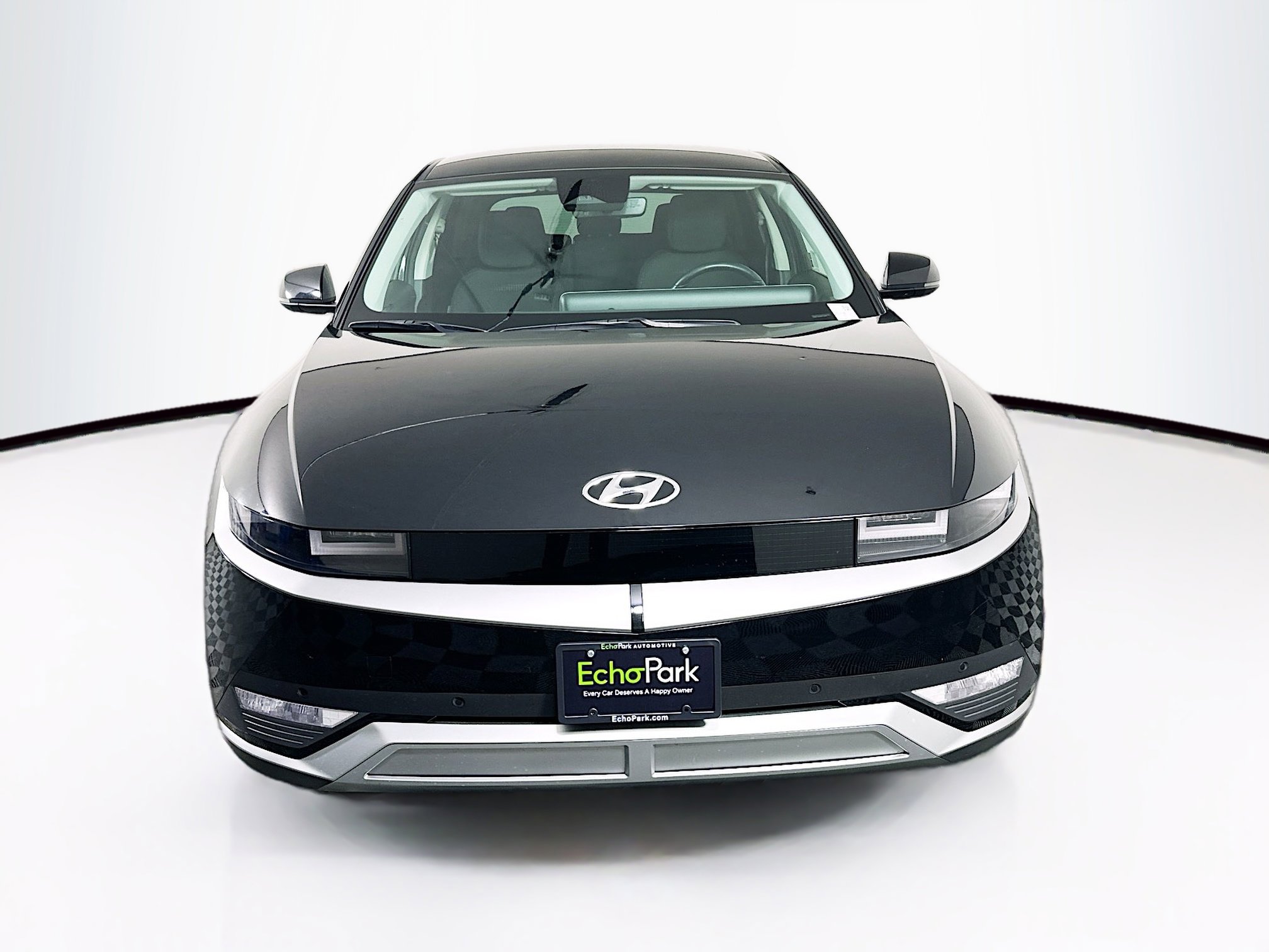 Used 2024 Hyundai Ioniq 5 SEL image 2