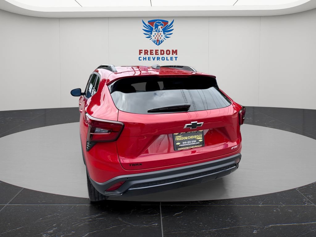 New 2026 Chevrolet Trax RS w/ Driver Confidence Package FWD image 5