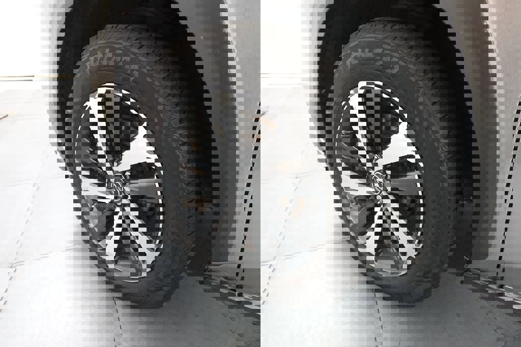 Used 2020 Lexus NX 300h 300h w/ Premium Package image 29