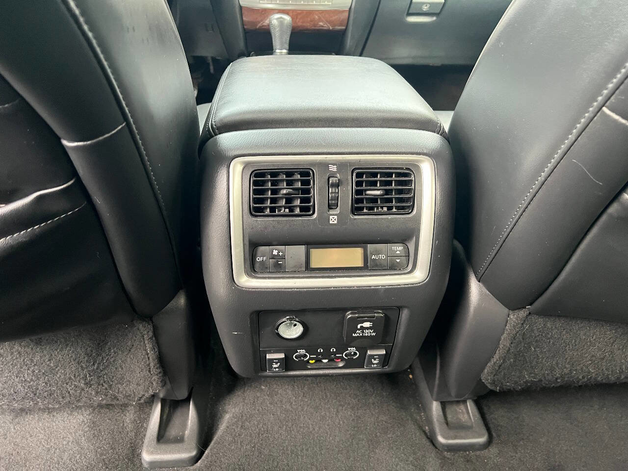 Used 2013 INFINITI JX35 AWD w/ Premium Pkg image 39