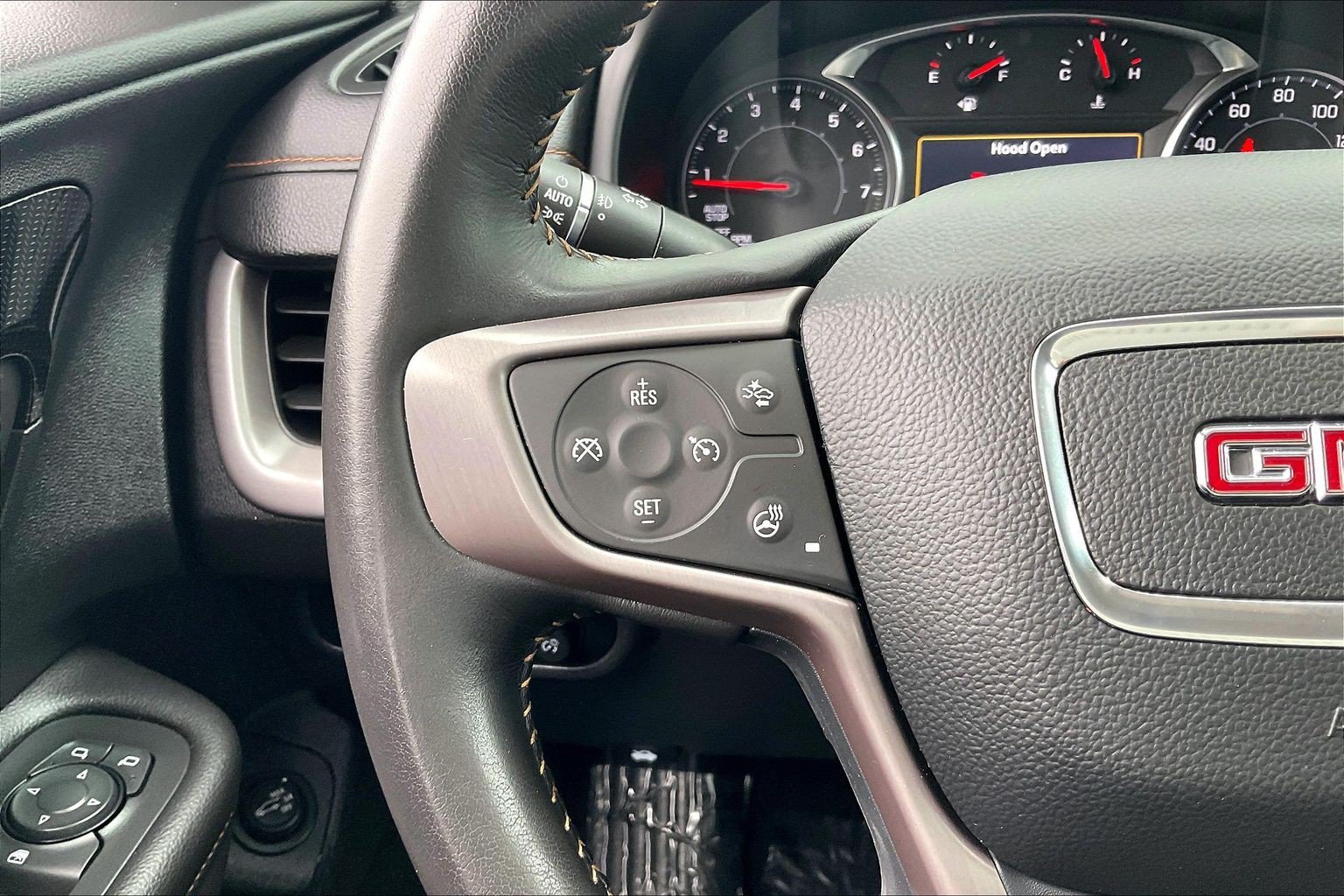 Used 2022 GMC Terrain AT4 w/ Infotainment Package II AWD/4WD image 23