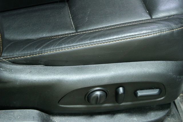 Used 2021 Chevrolet Traverse Premier w/ Redline Edition image 11