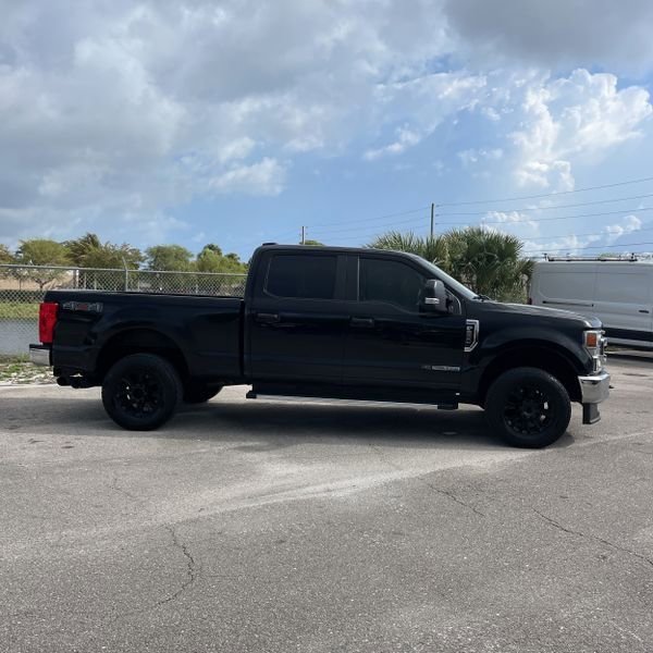 Used 2020 Ford F250 XL w/ STX Appearance Package image 3