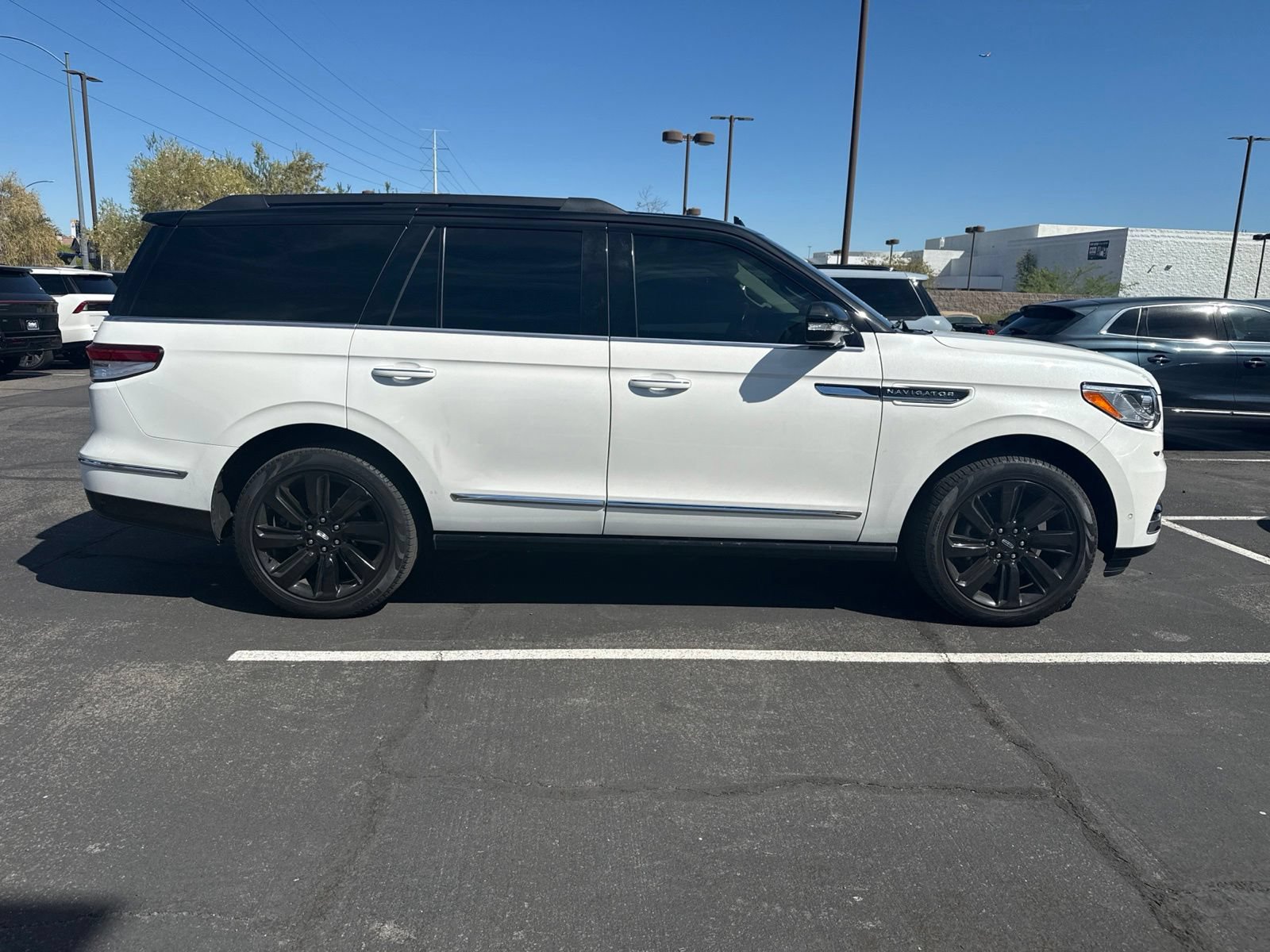 Used 2022 Lincoln Navigator Black Label AWD/4WD image 4