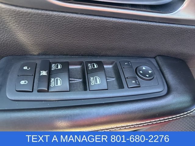 New 2026 Chrysler Pacifica Select AWD/4WD image 17