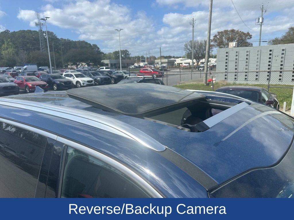 Used 2024 Kia Telluride EX w/ EX Captain's Chair Package image 7