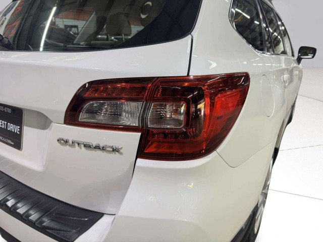 Used 2015 Subaru Outback 2.5i image 12