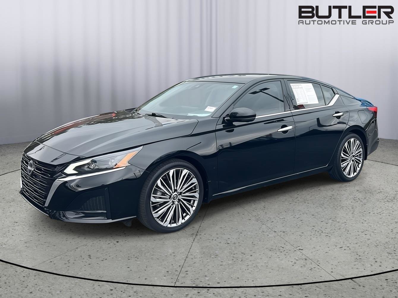 Used 2024 Nissan Altima 2.5 SL image 2