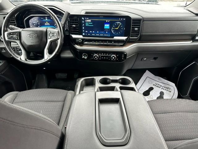 Certified 2022 Chevrolet Silverado 1500 RST AWD/4WD image 11