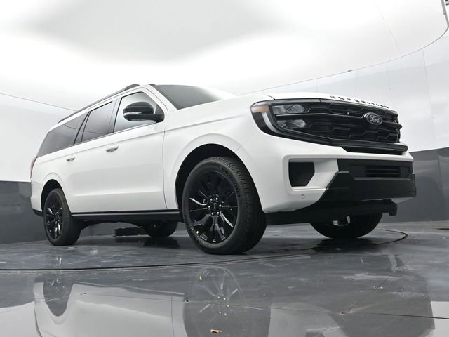 New 2025 Ford Expedition Max Platinum w/ Stealth Appearance Package image 17