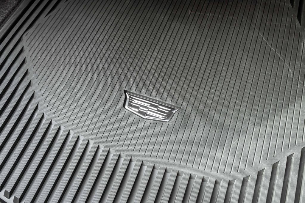 Used 2025 Cadillac CT4 V Blackwing w/ Driver Assist Package image 41