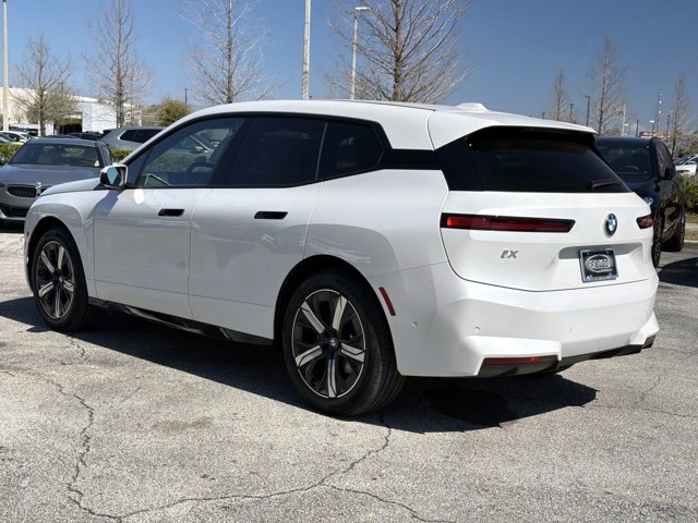 New 2026 BMW iX xDrive45 image 5