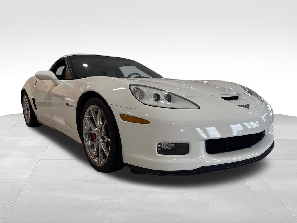 Used 2012 Chevrolet Corvette Z06 w/ 2LZ Preferred Equipment Group RWD image 8