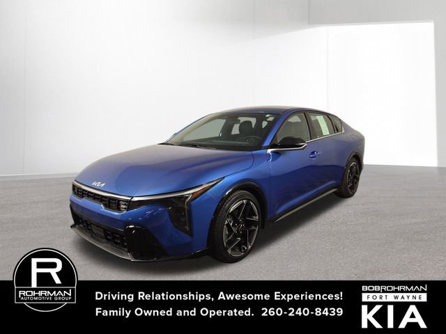 Certified 2025 Kia K4 GT-Line image 1