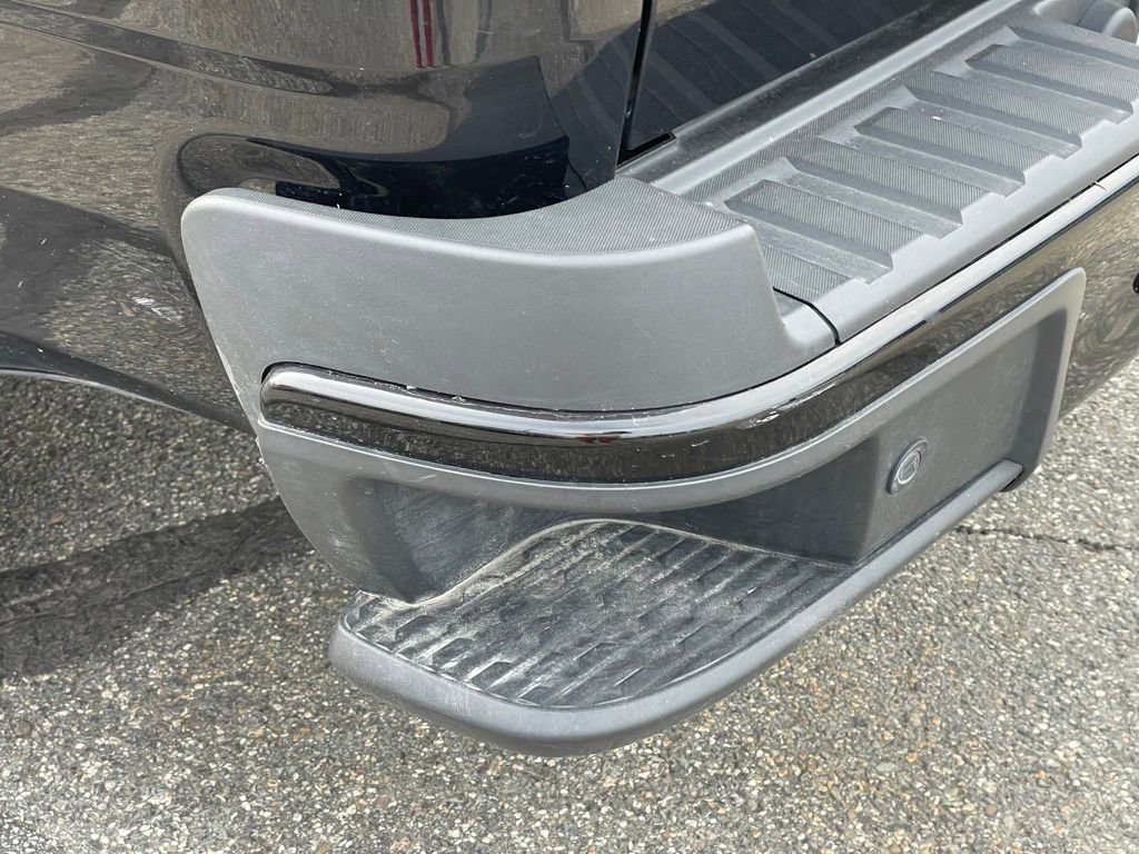 Used 2019 Chevrolet Colorado LT w/ LT Convenience Package image 32