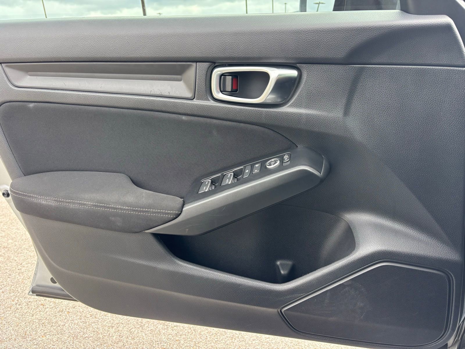 Used 2025 Honda Civic Sport image 12