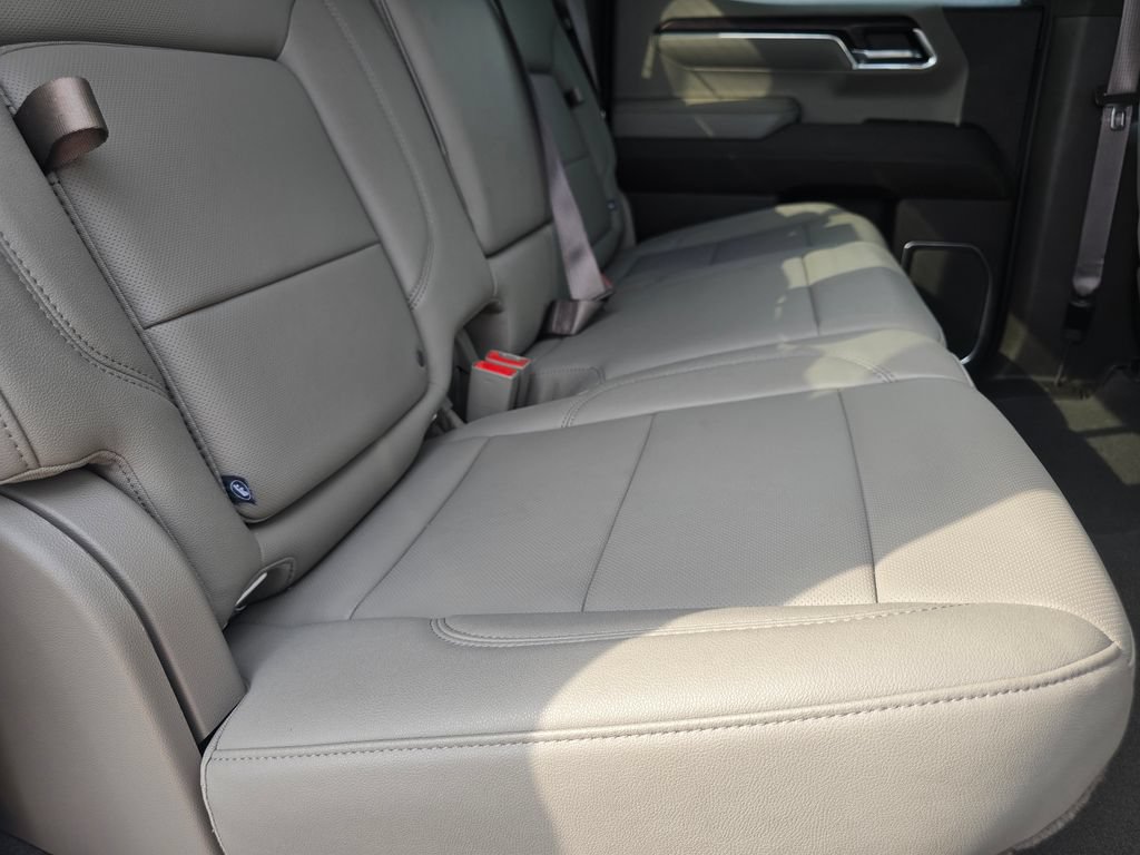 Used 2024 GMC Sierra 1500 SLT w/ SLT Premium Plus Package AWD/4WD image 21