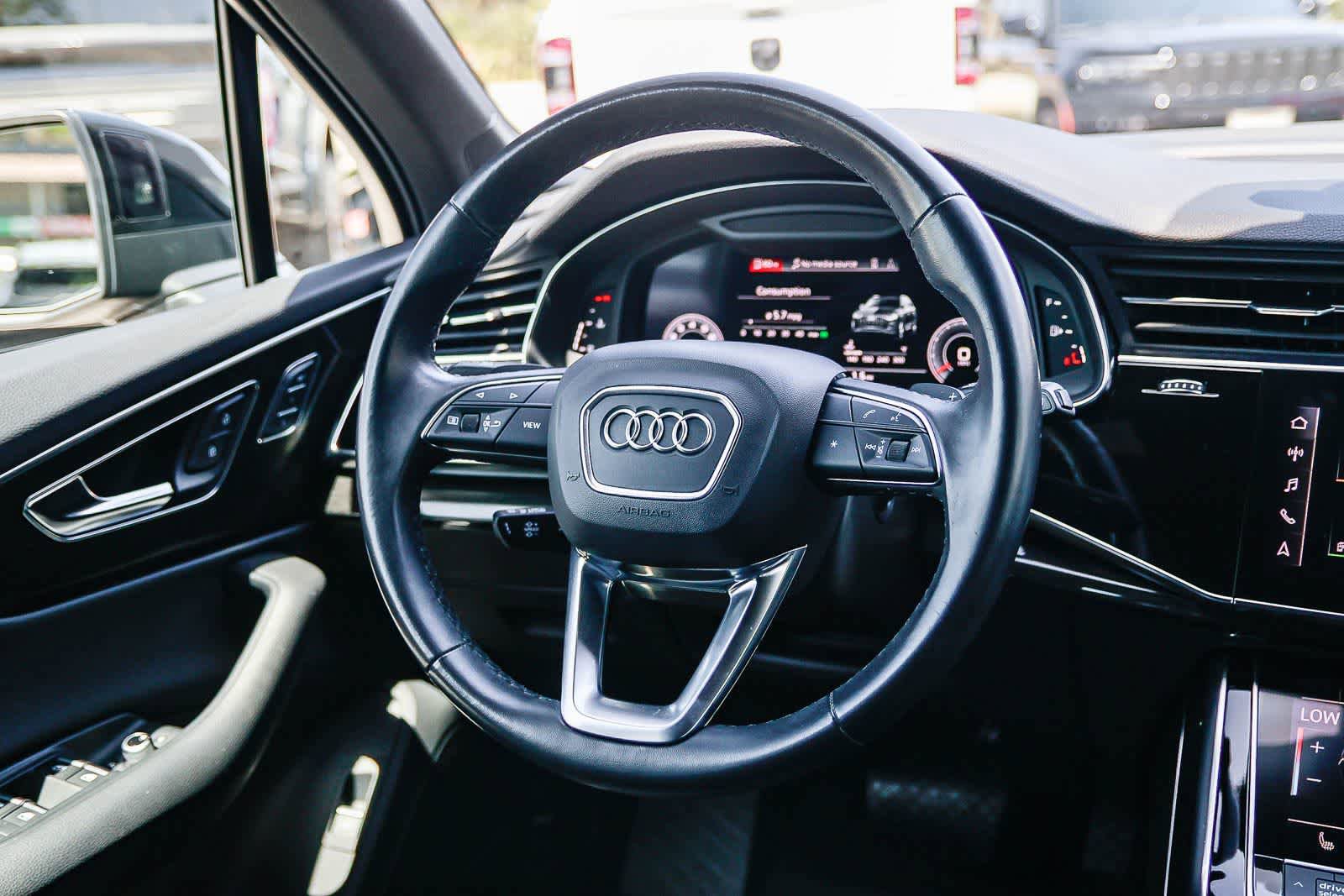 Used 2022 Audi Q7 3.0T Premium Plus w/ Premium Plus Package AWD/4WD image 15