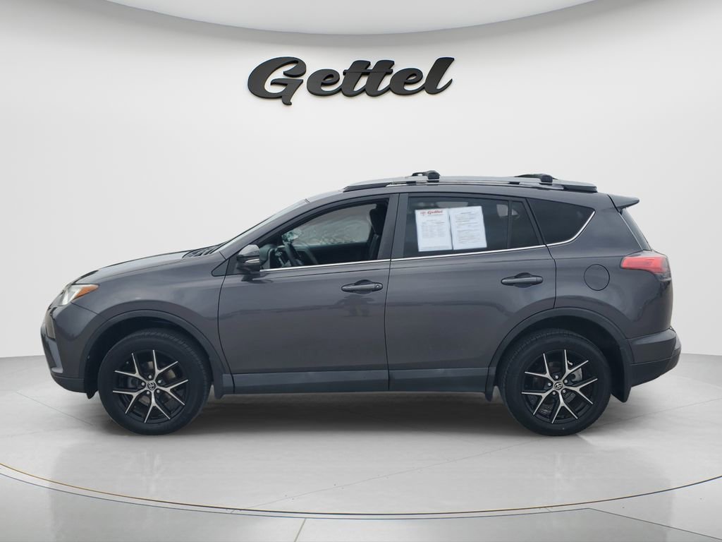 Used 2017 Toyota RAV4 SE AWD/4WD image 8