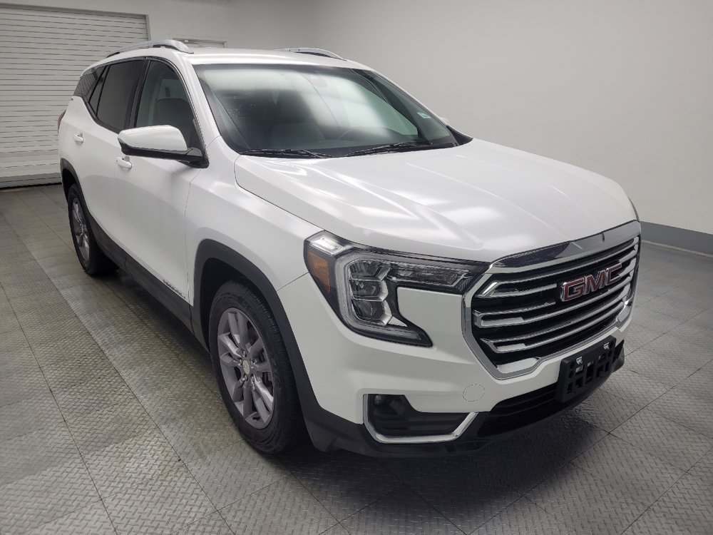 Used 2023 GMC Terrain SLT image 13