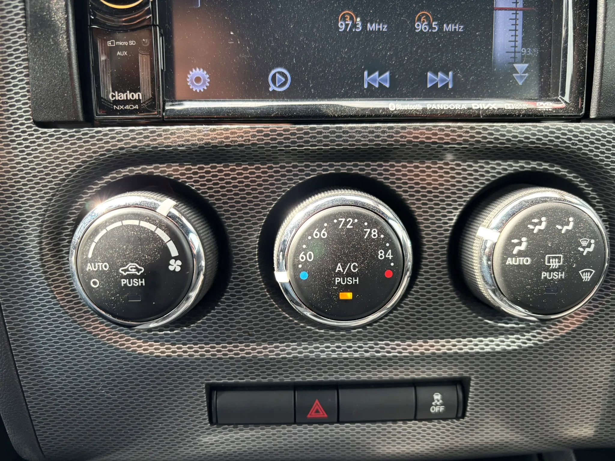 Used 2013 Dodge Challenger R/T RWD image 21