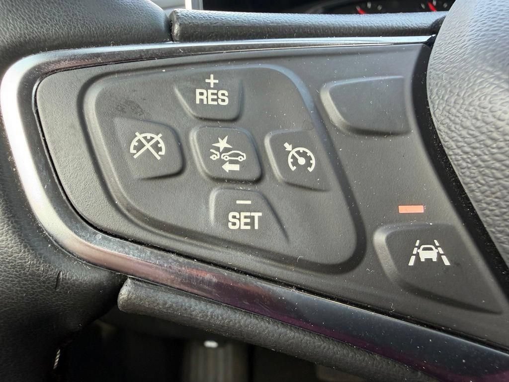 Used 2024 Chevrolet Equinox LT AWD/4WD image 17