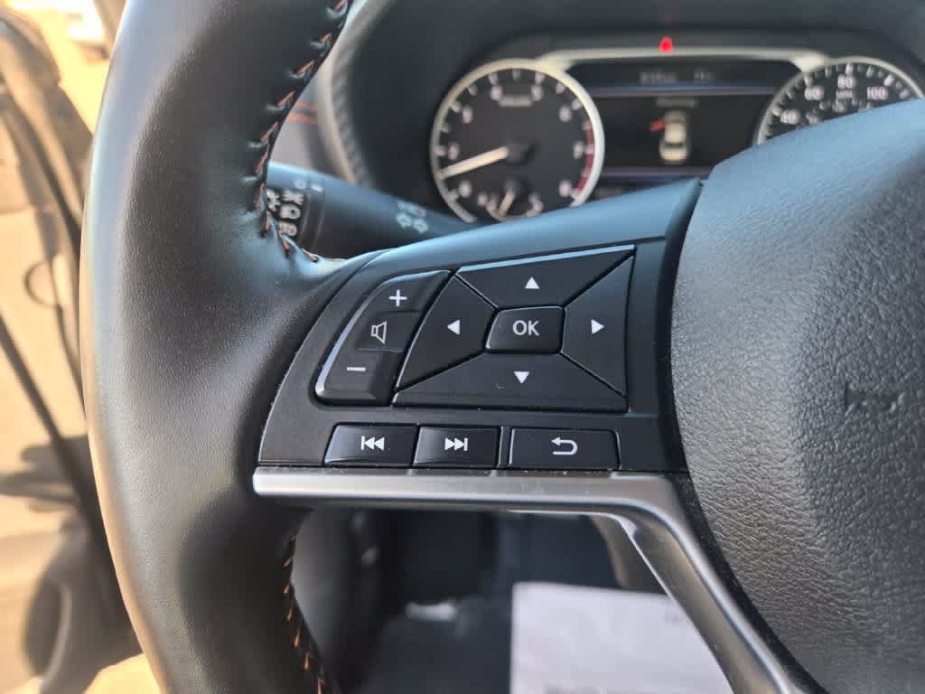 Used 2025 GMC Sierra 1500 AT4 AWD/4WD image 11