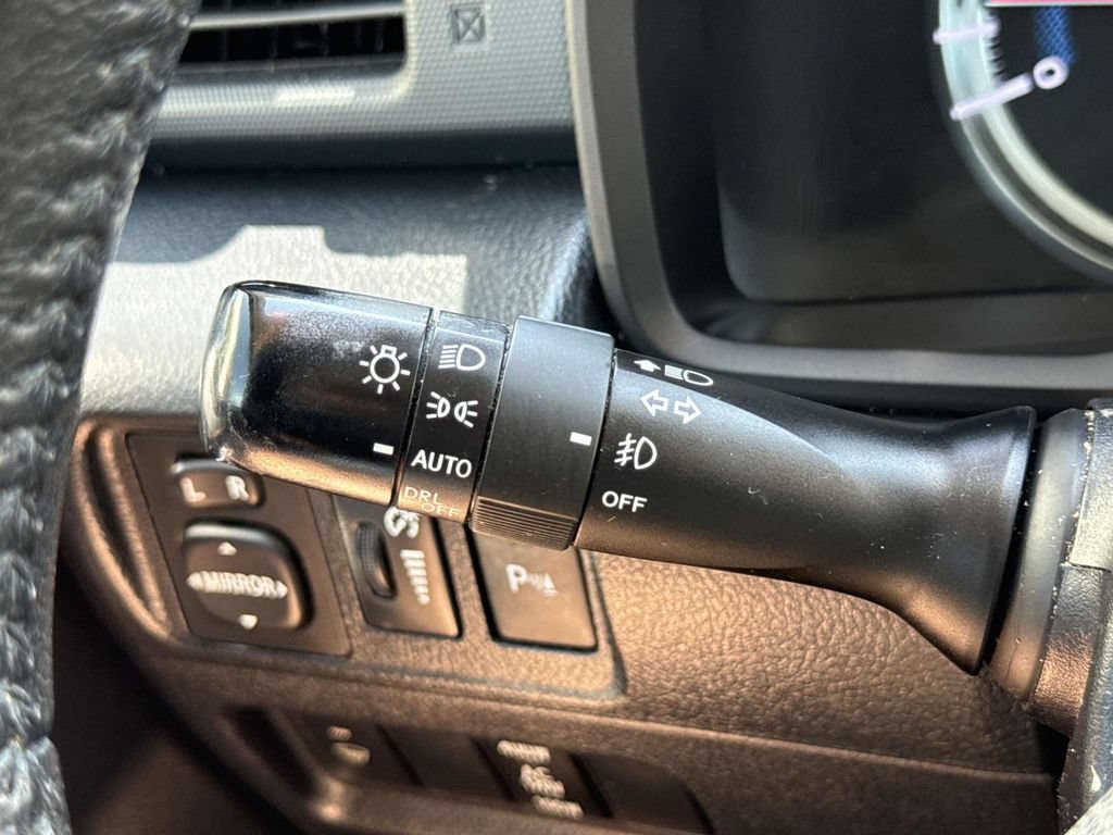 Used 2017 Toyota 4Runner Limited AWD/4WD image 39