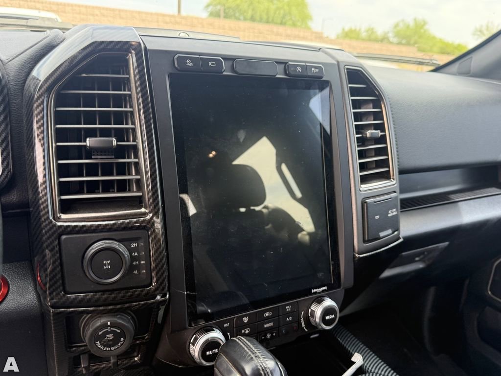 Used 2018 Ford F150 Raptor w/ Equipment Group 802A Luxury image 9